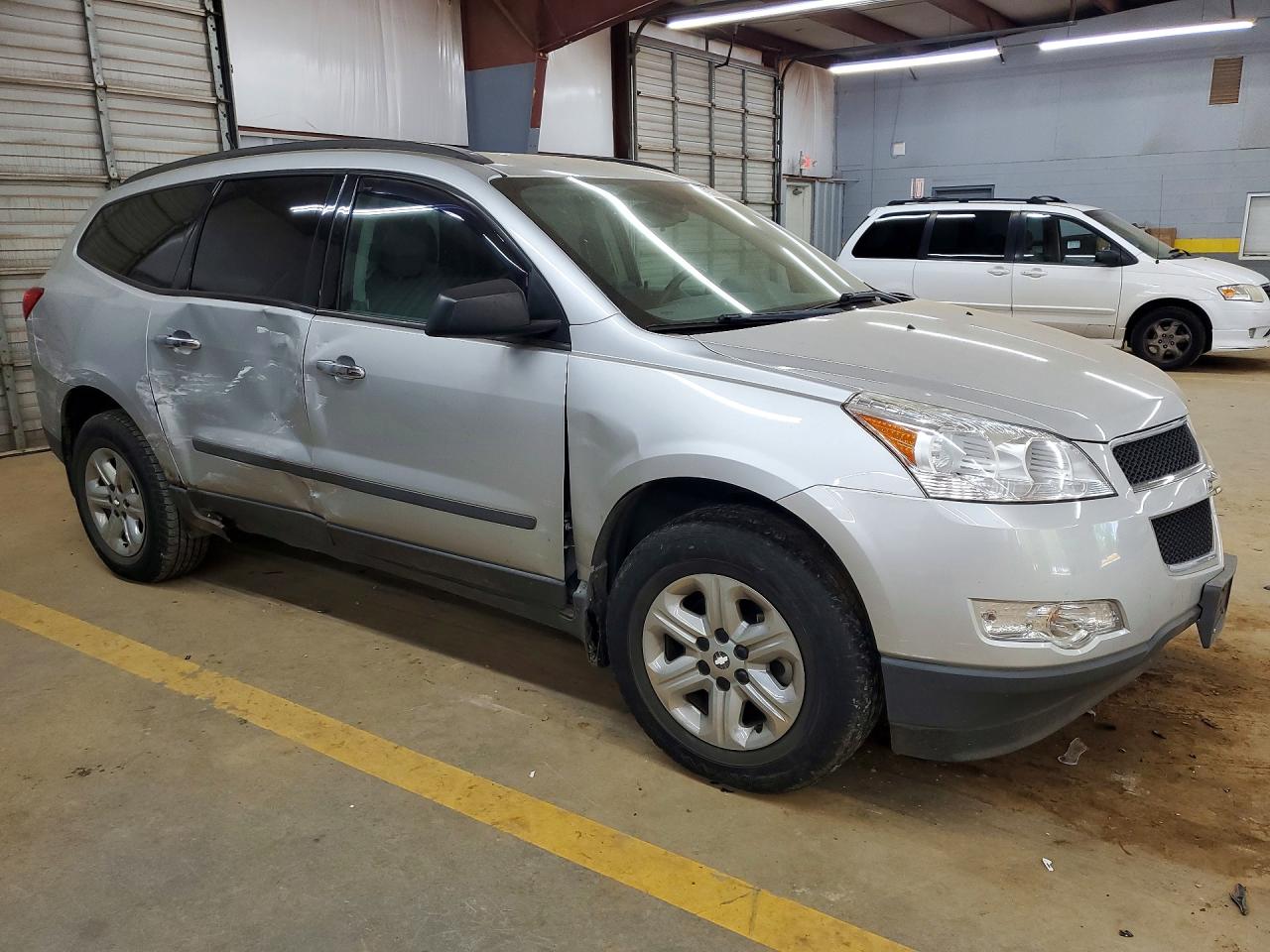 2011 CHEVROLET TRAVERSE