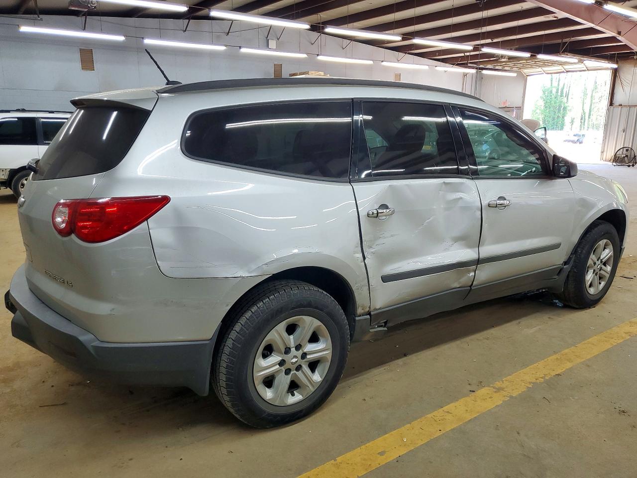 2011 CHEVROLET TRAVERSE
