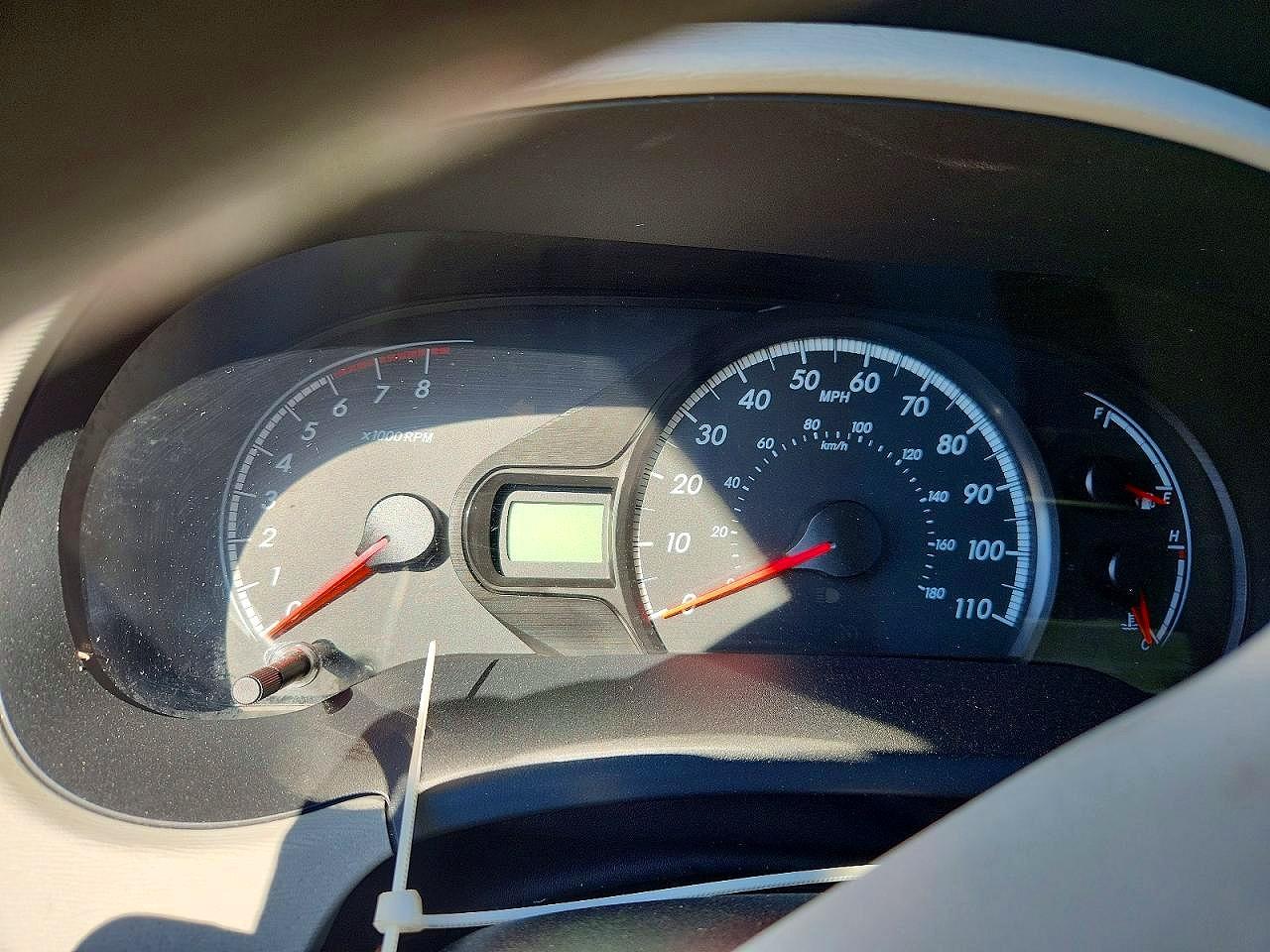 2011 TOYOTA SIENNA