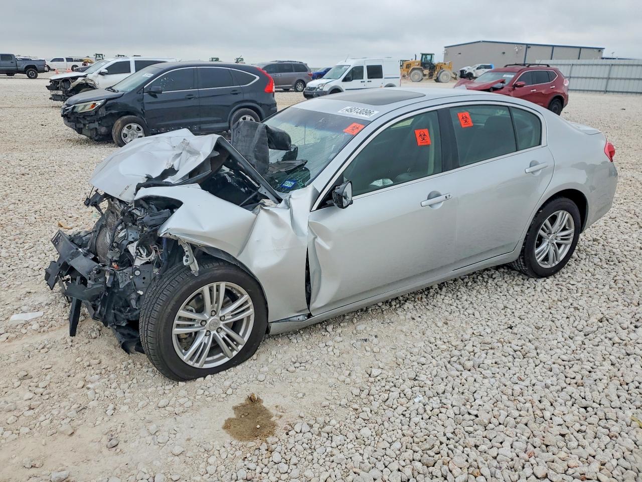 2013 INFINITI G37