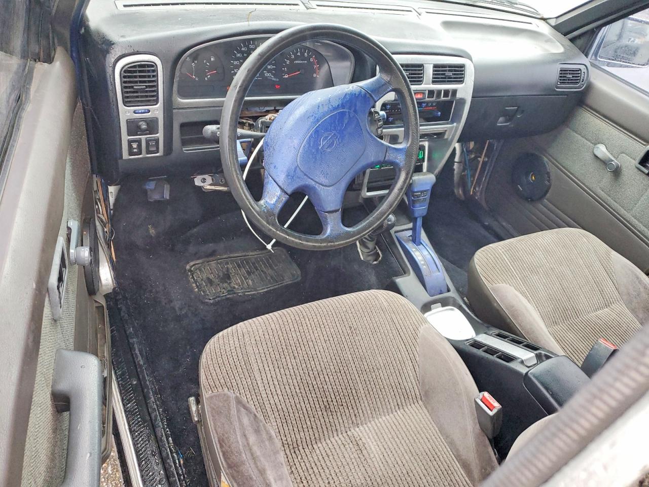 1995 NISSAN NAVARA