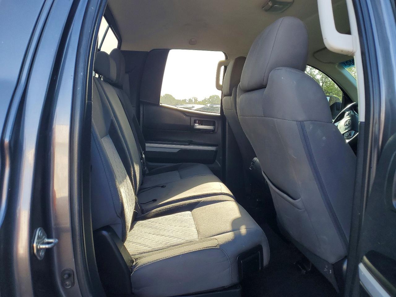 2016 TOYOTA TUNDRA