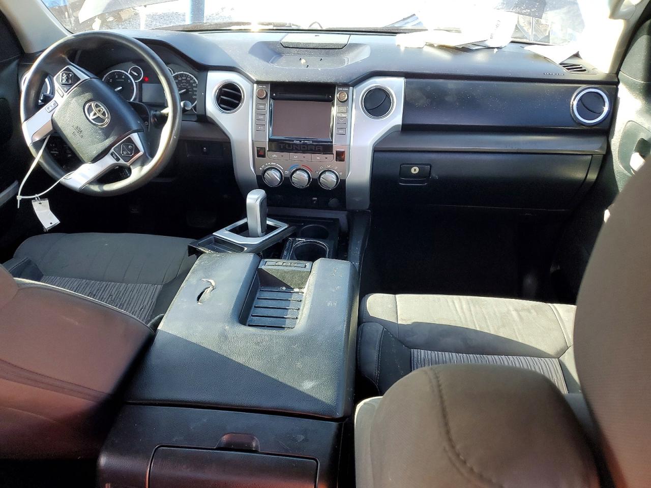 2016 TOYOTA TUNDRA