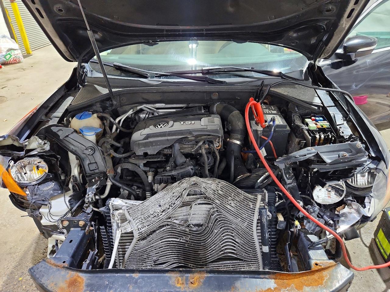2014 VOLKSWAGEN PASSAT