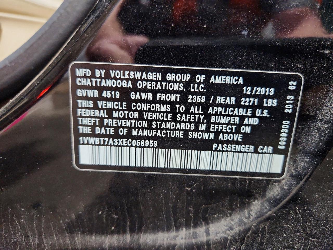2014 VOLKSWAGEN PASSAT