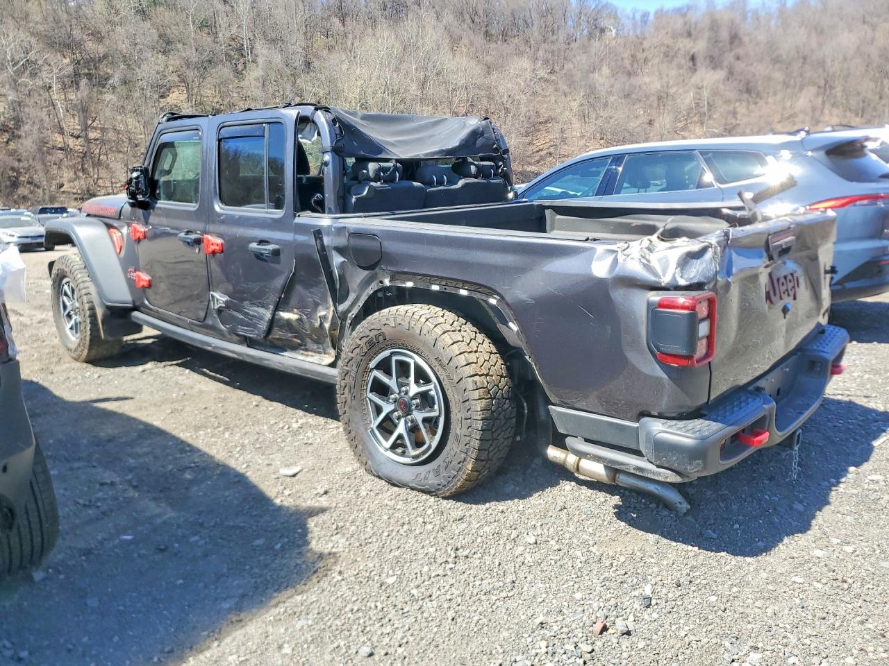 2024 JEEP GLADIATOR