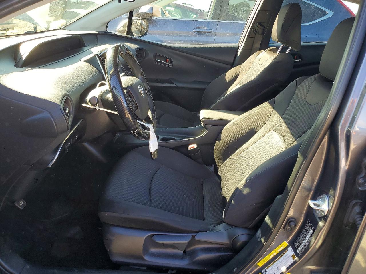2022 TOYOTA PRIUS