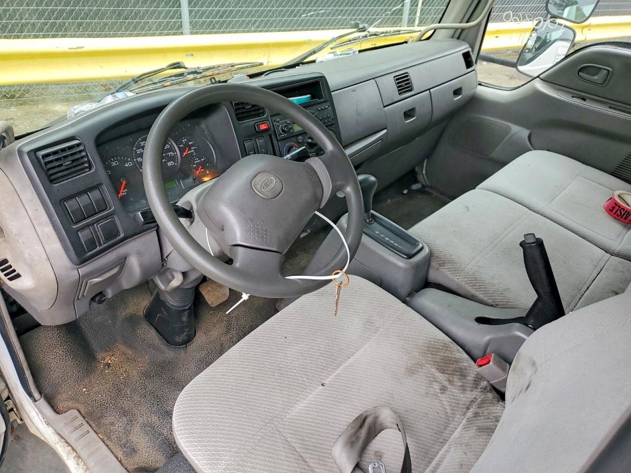 2006 FORD CAB FORW