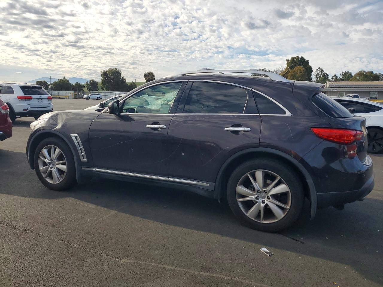 2013 INFINITI FX37