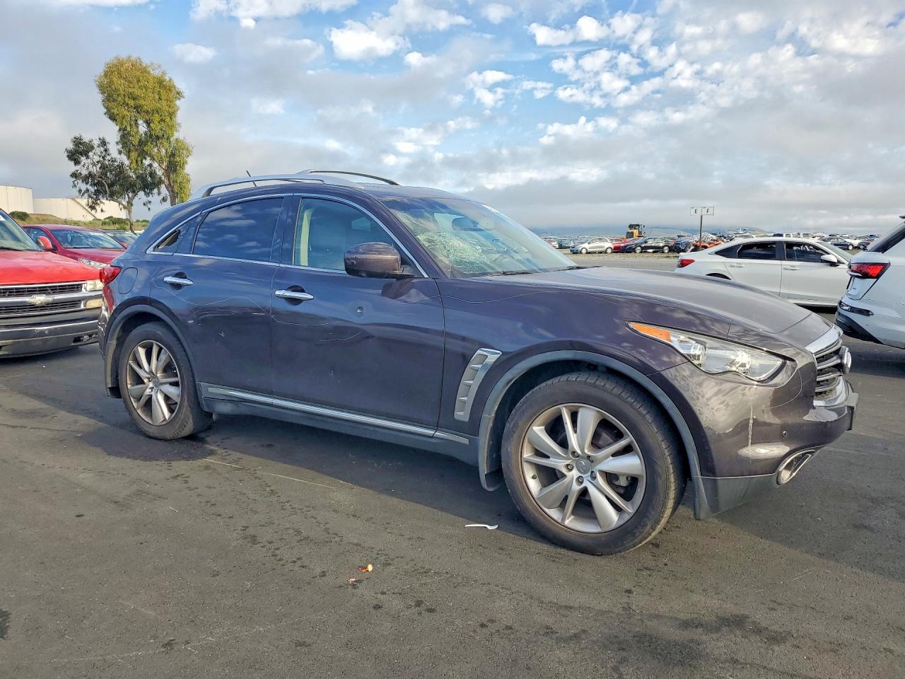 2013 INFINITI FX37