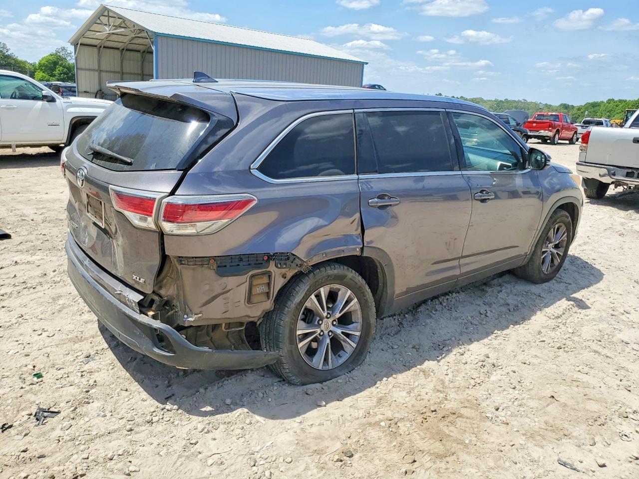 2015 TOYOTA HIGHLANDER