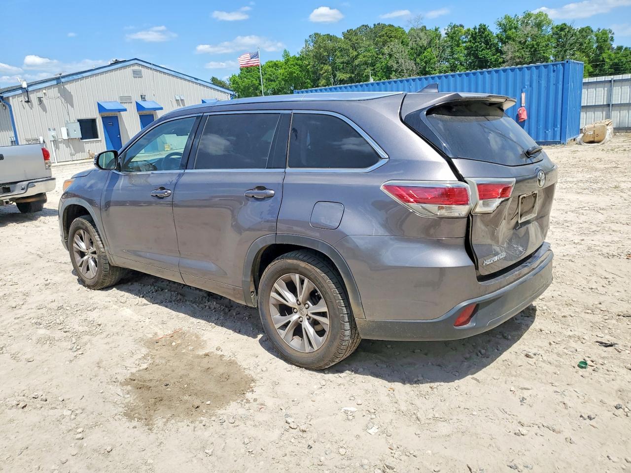 2015 TOYOTA HIGHLANDER