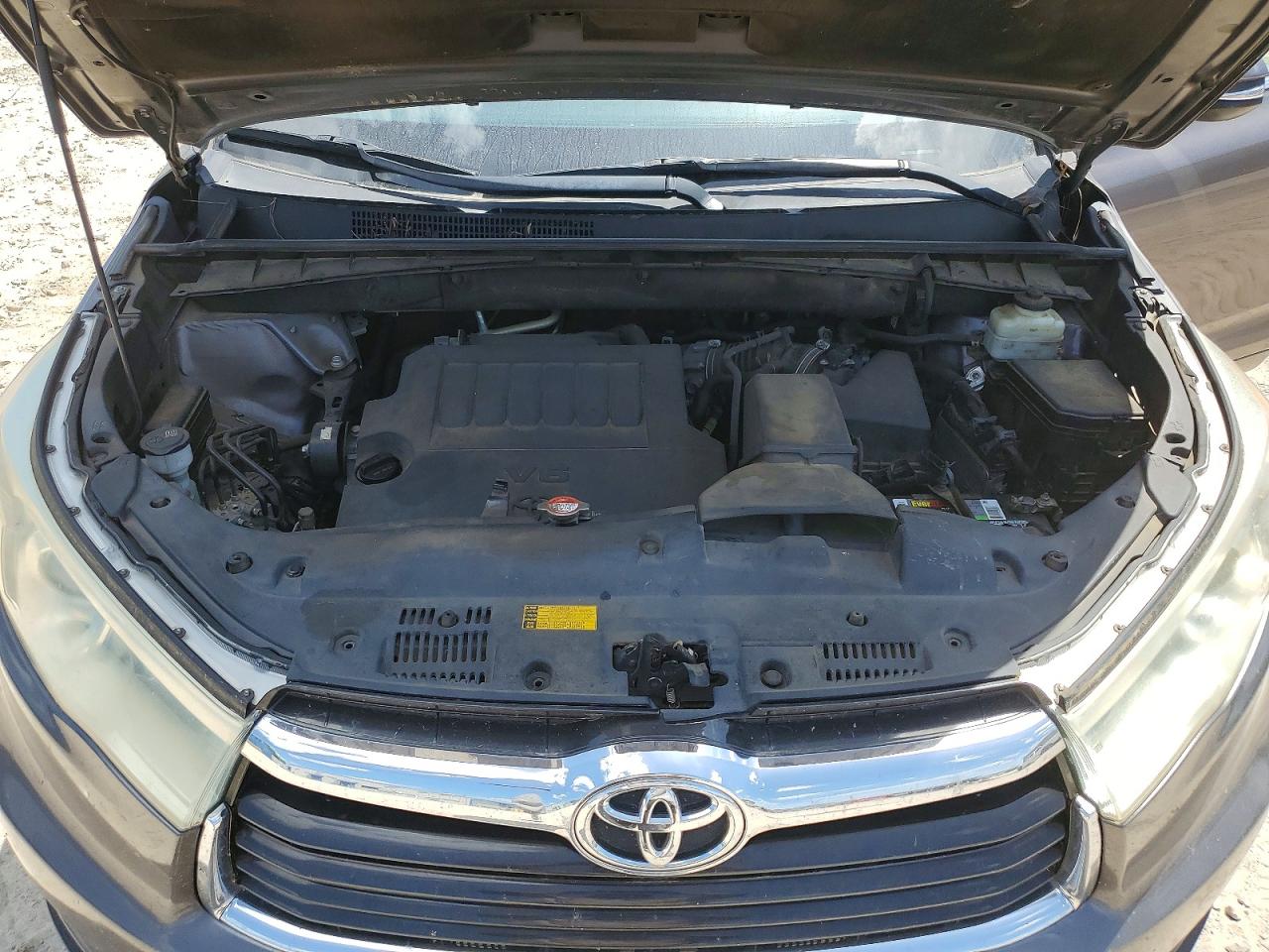 2015 TOYOTA HIGHLANDER