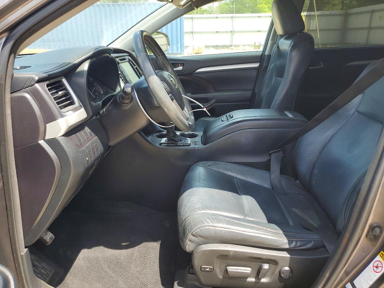 2015 TOYOTA HIGHLANDER