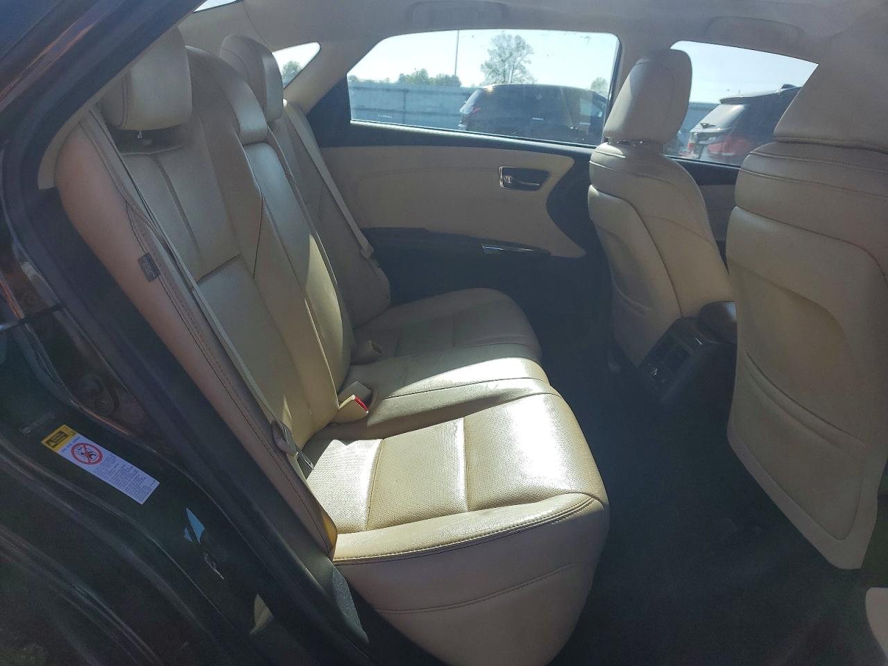 2014 TOYOTA AVALON