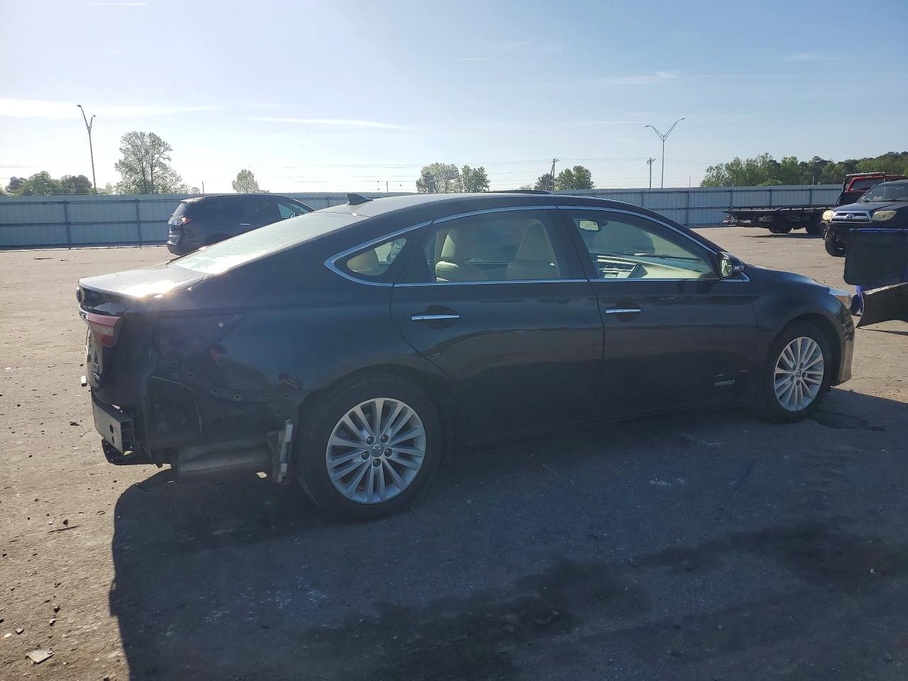 2014 TOYOTA AVALON