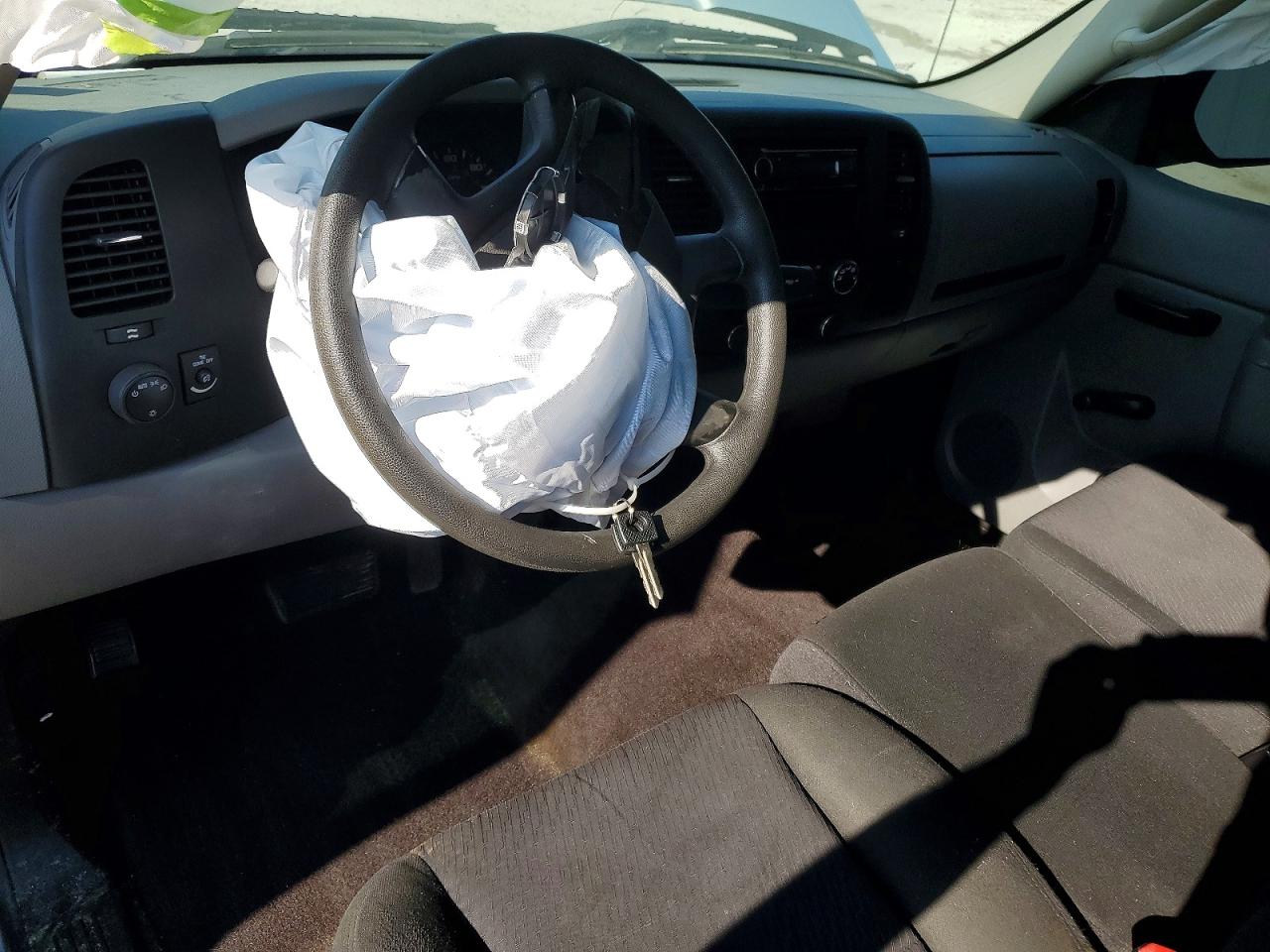 2011 CHEVROLET SILVERADO