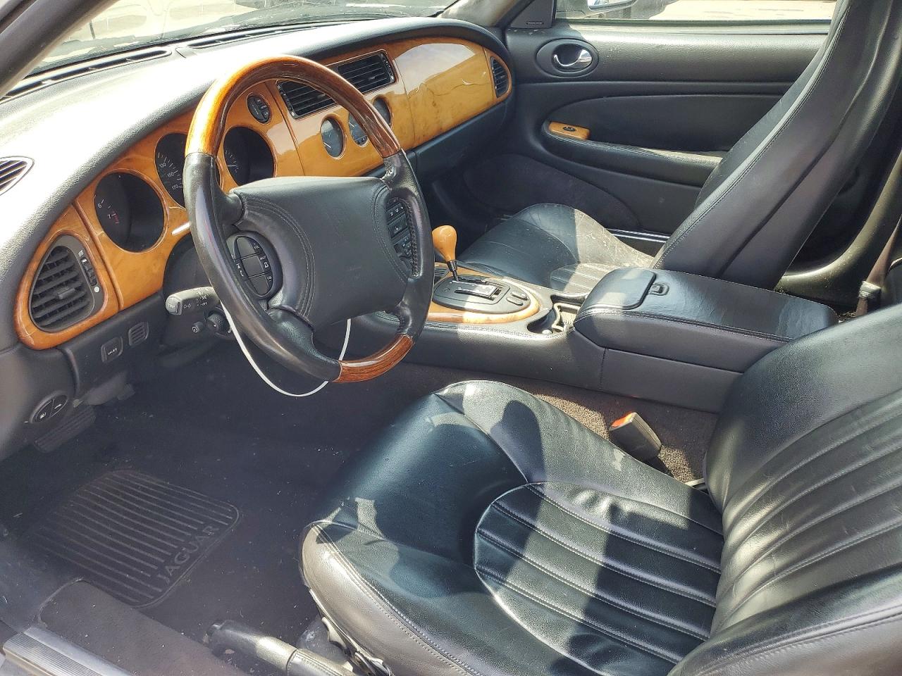 2000 JAGUAR XK8