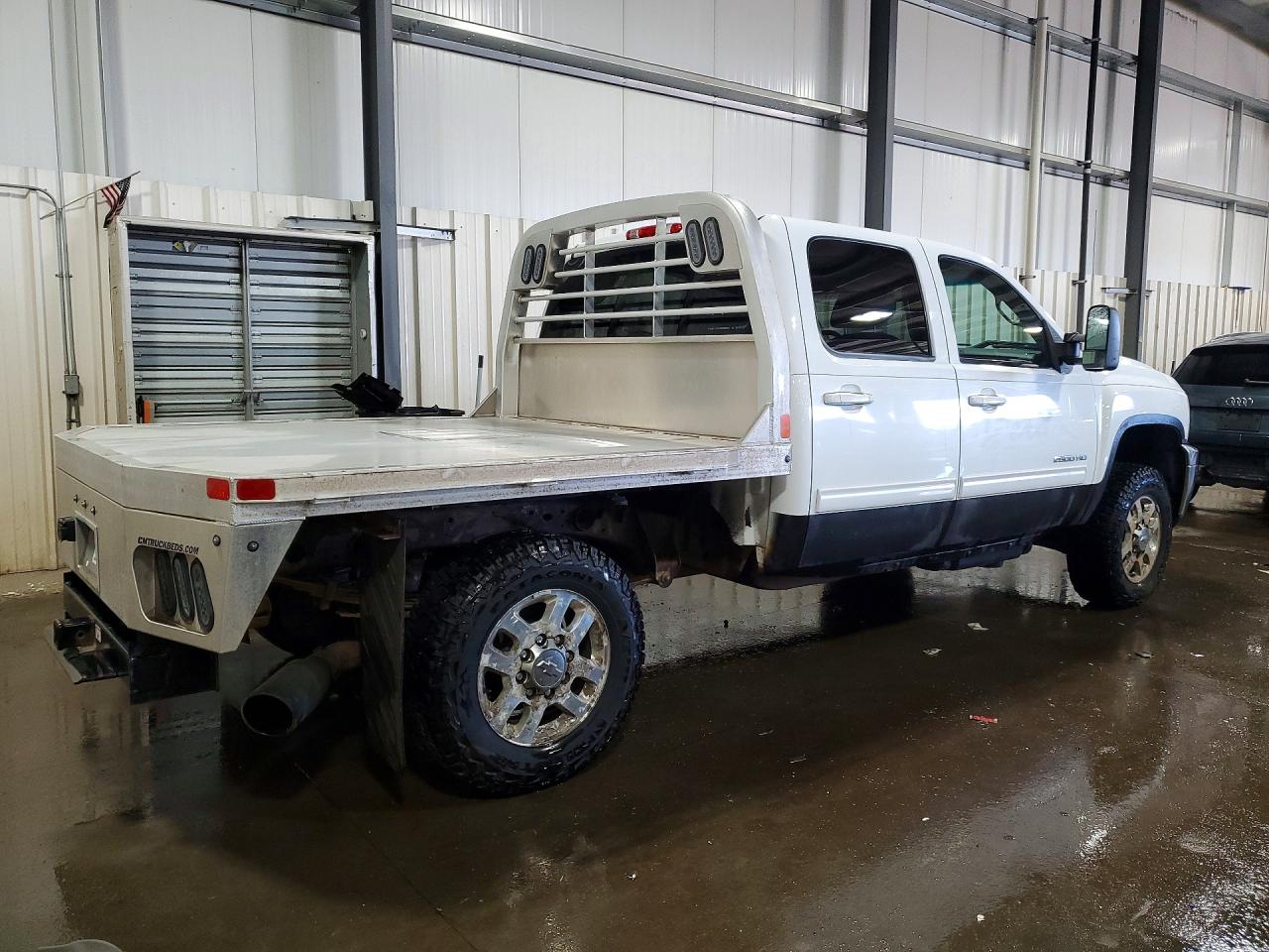 2011 CHEVROLET SILVERADO