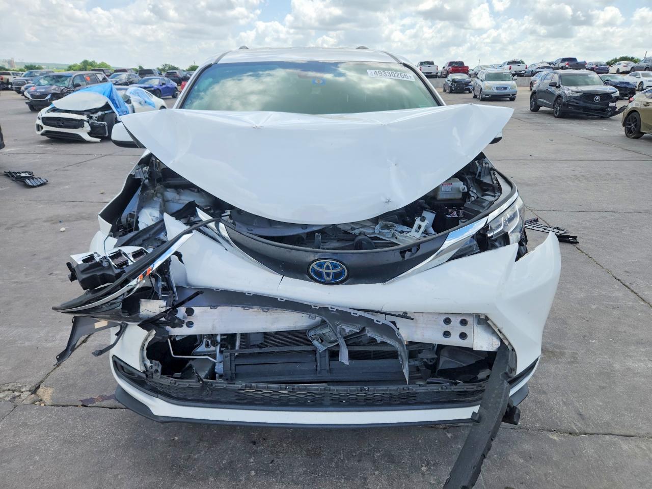 2021 TOYOTA SIENNA