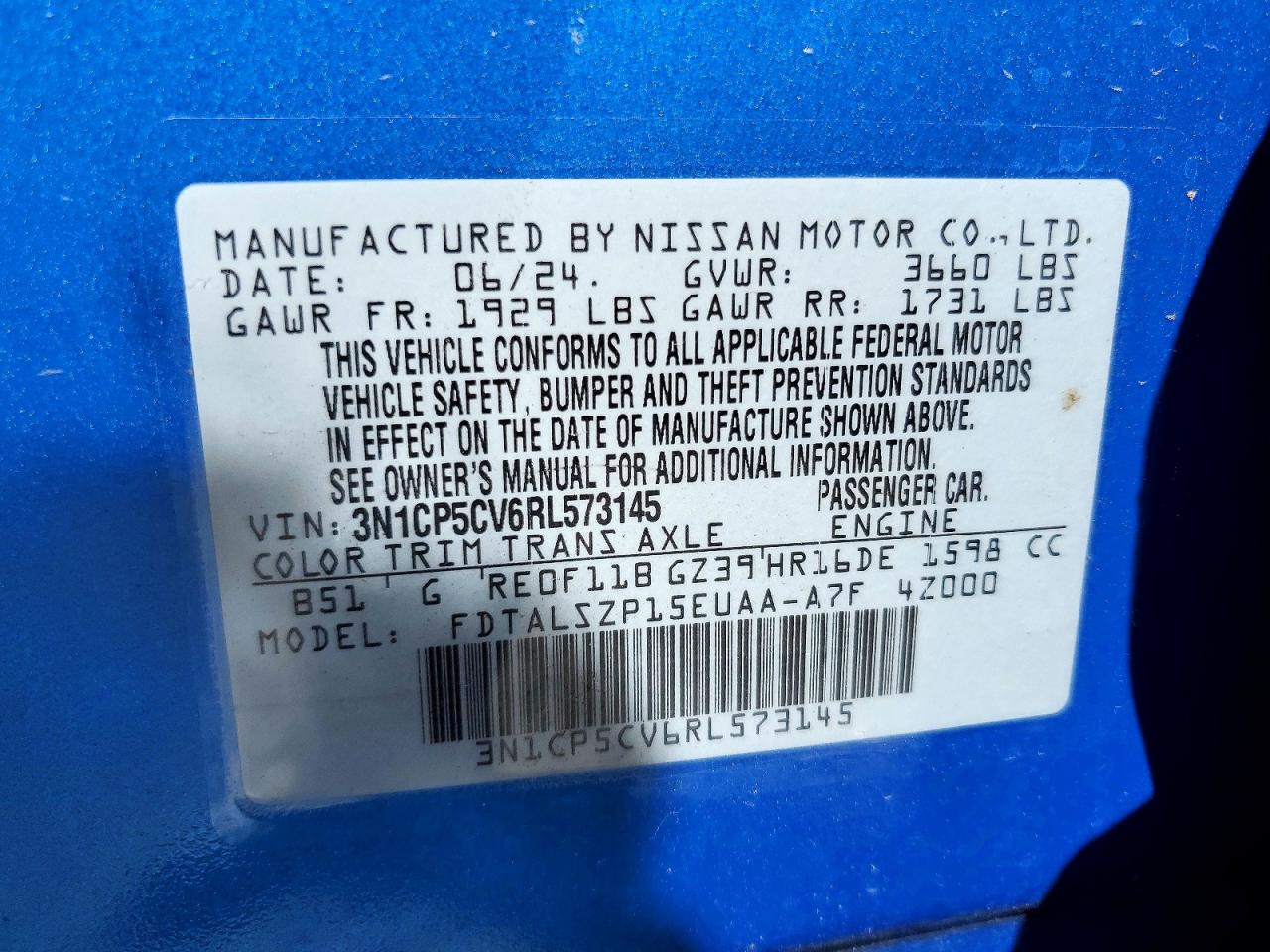 2024 NISSAN KICKS