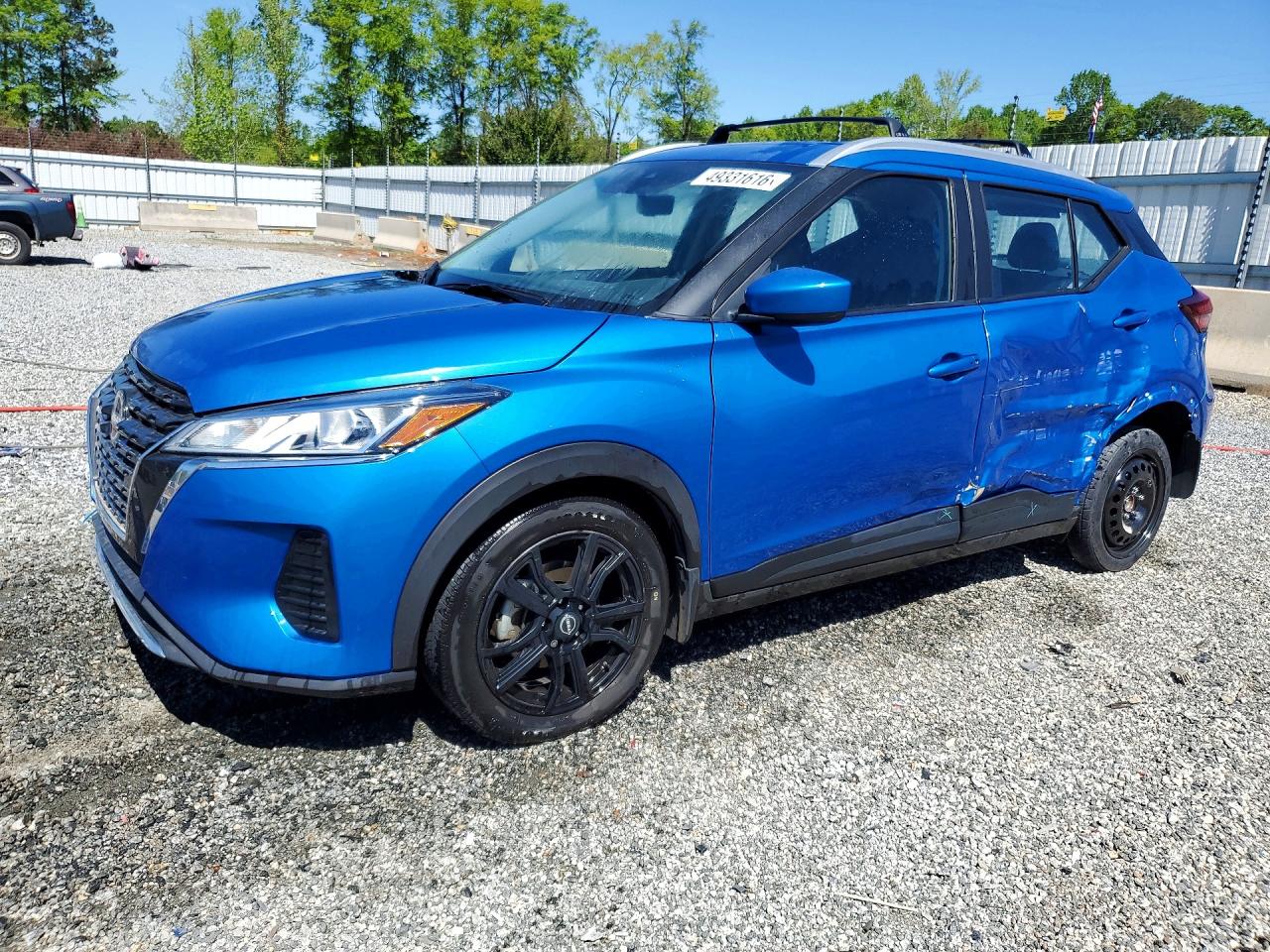 2024 NISSAN KICKS