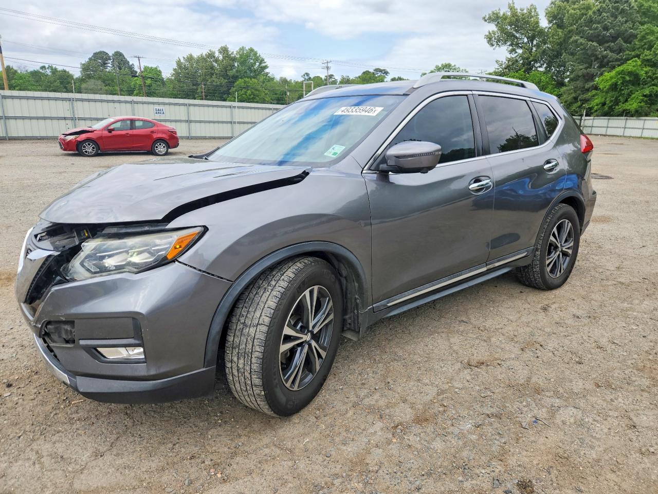 2017 NISSAN ROGUE