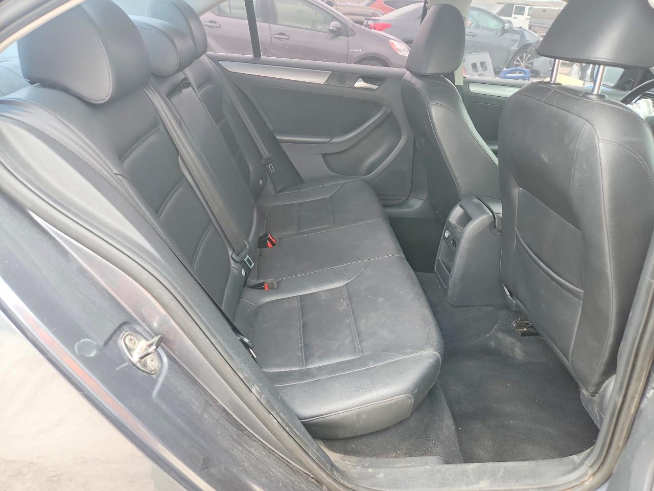 2013 VOLKSWAGEN JETTA