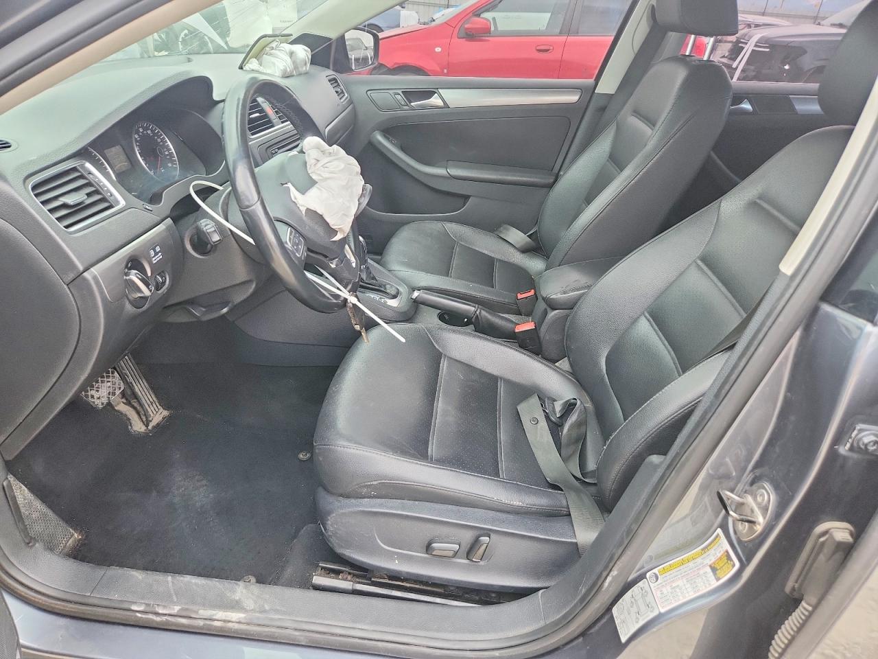 2013 VOLKSWAGEN JETTA