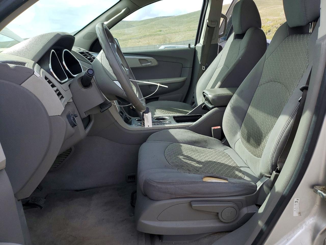 2010 CHEVROLET TRAVERSE