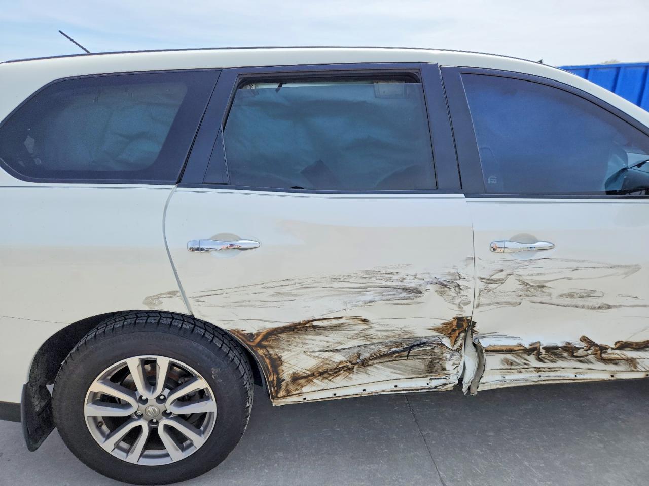 2015 NISSAN PATHFINDER