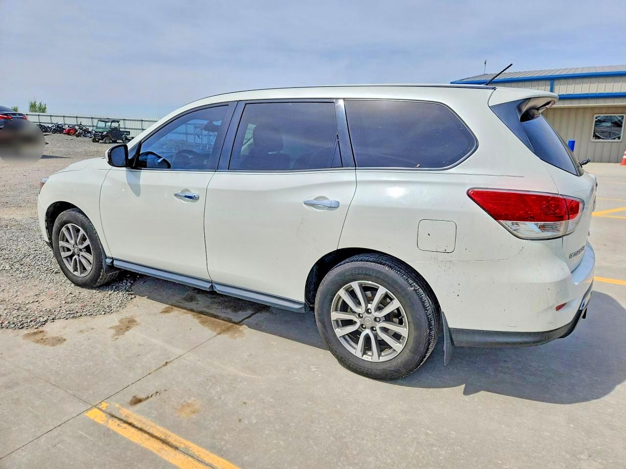 2015 NISSAN PATHFINDER