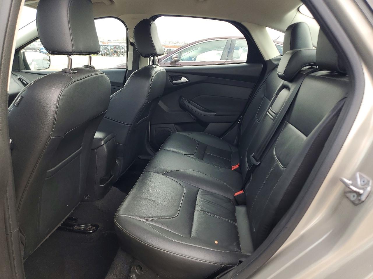 2015 FORD FOCUS