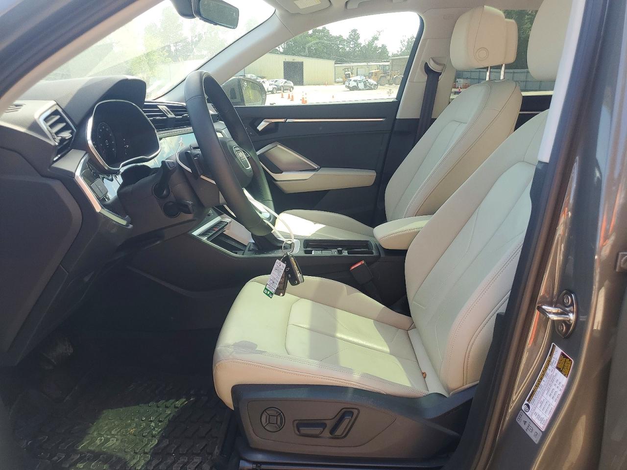 2024 AUDI Q3