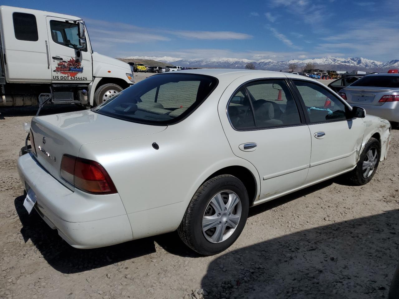 1999 NISSAN MAXIMA