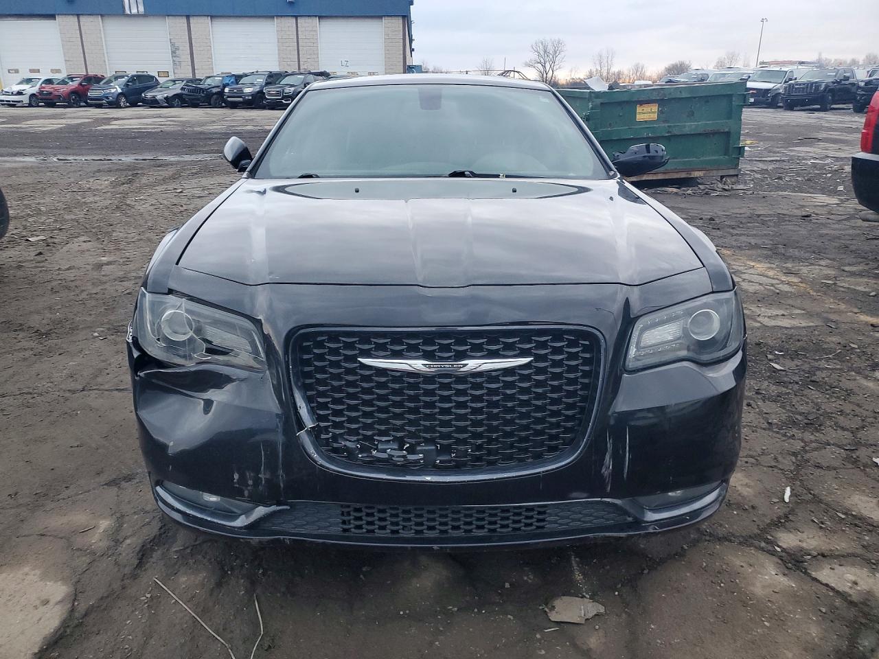 2016 CHRYSLER 300