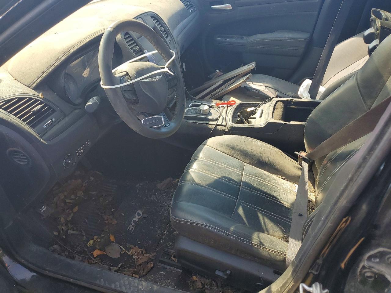 2016 CHRYSLER 300