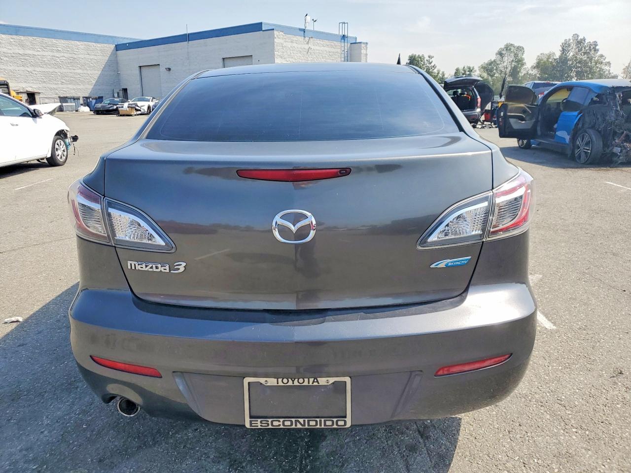 2013 MAZDA 3