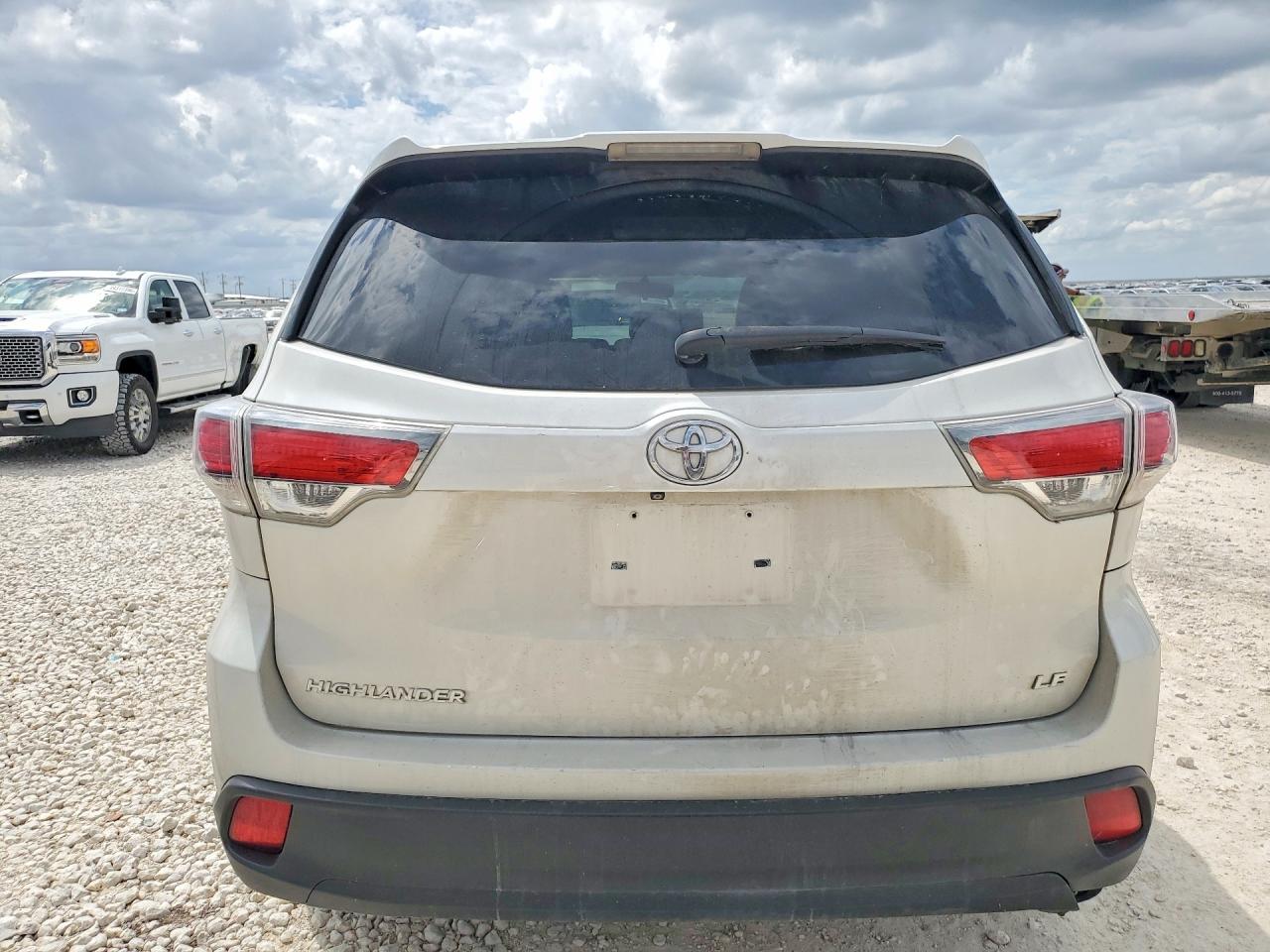 2014 TOYOTA HIGHLANDER