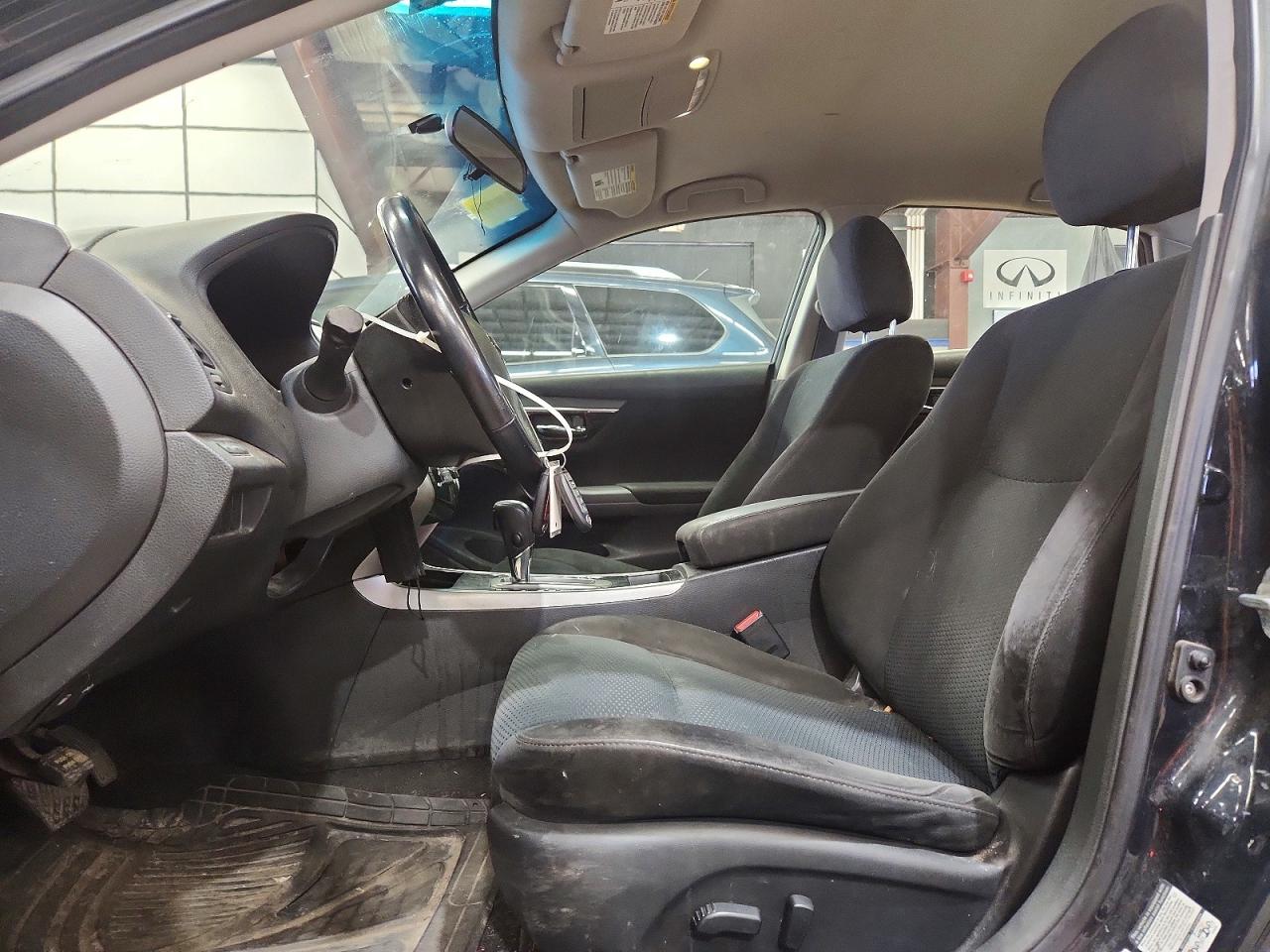 2014 NISS ALTIMA