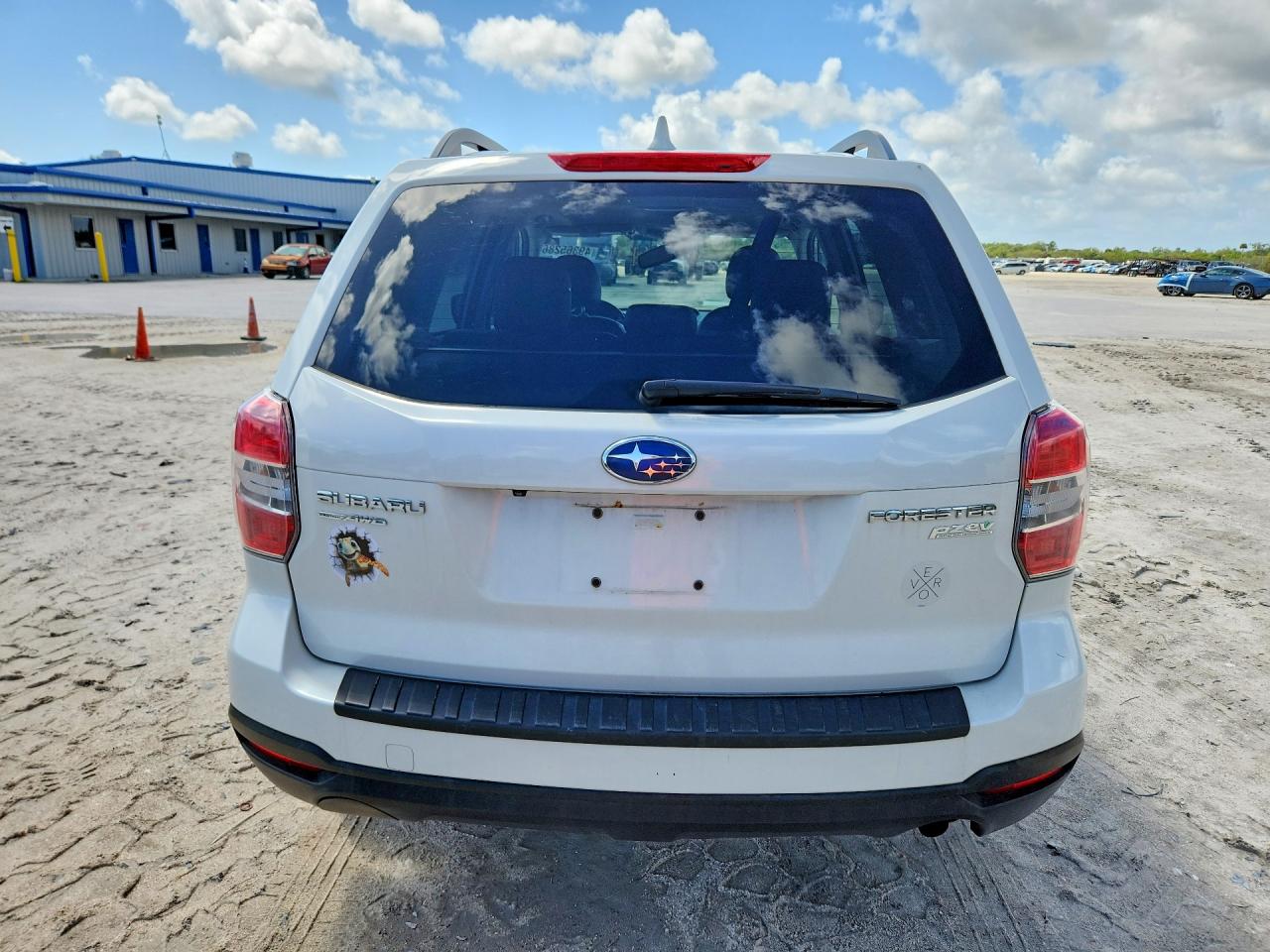 2016 SUBARU FORESTER
