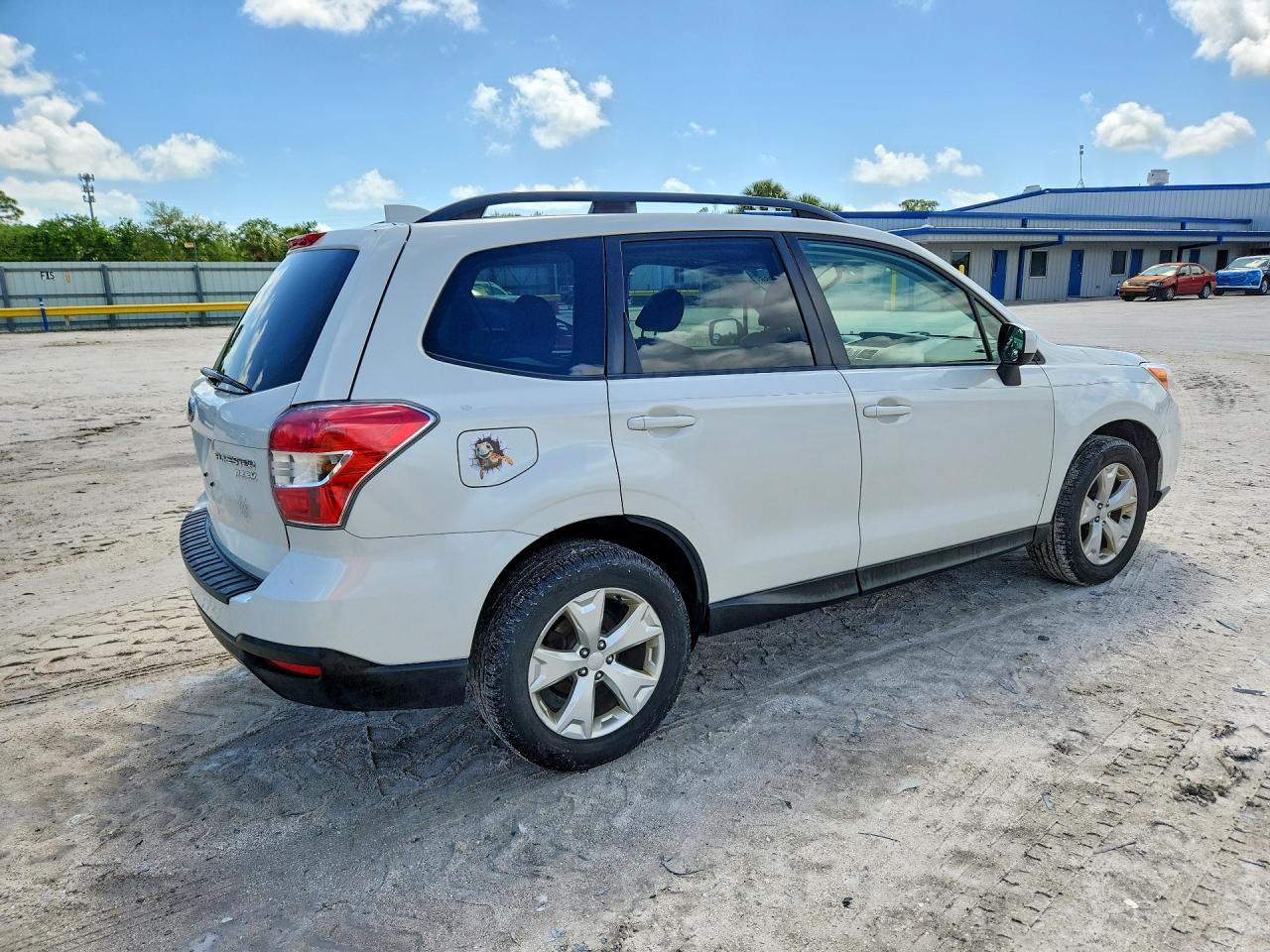 2016 SUBARU FORESTER