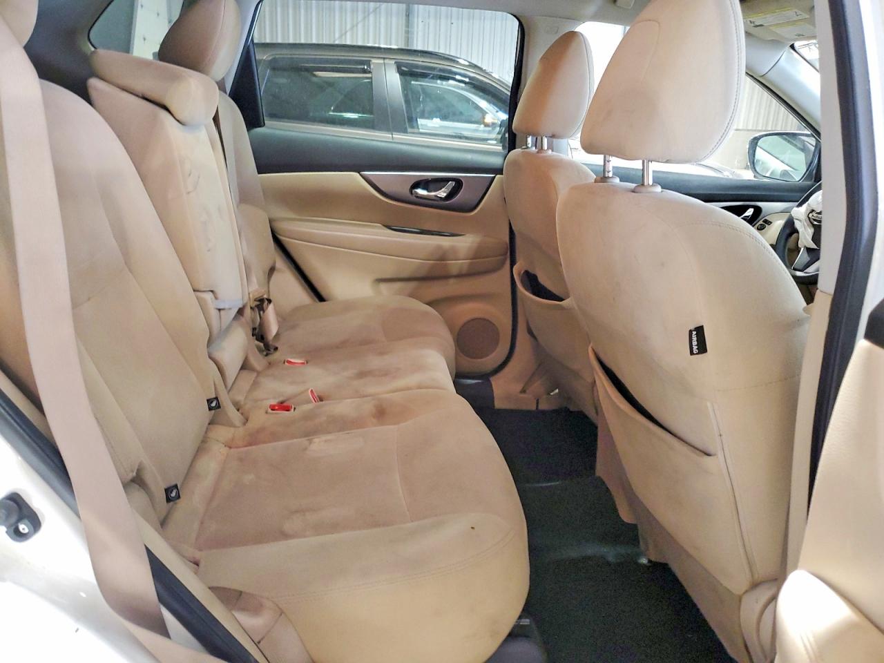 2016 NISSAN ROGUE