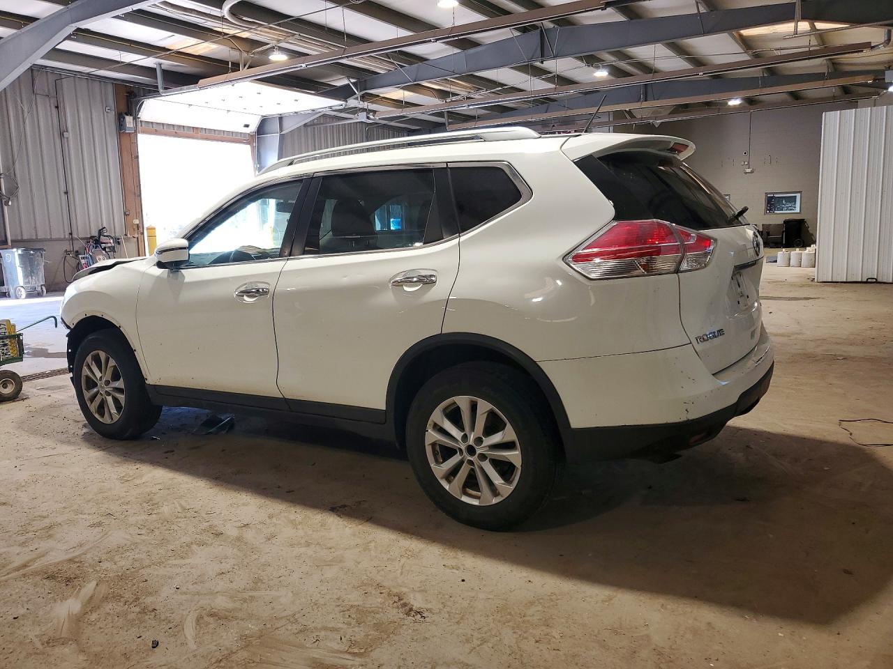 2016 NISSAN ROGUE