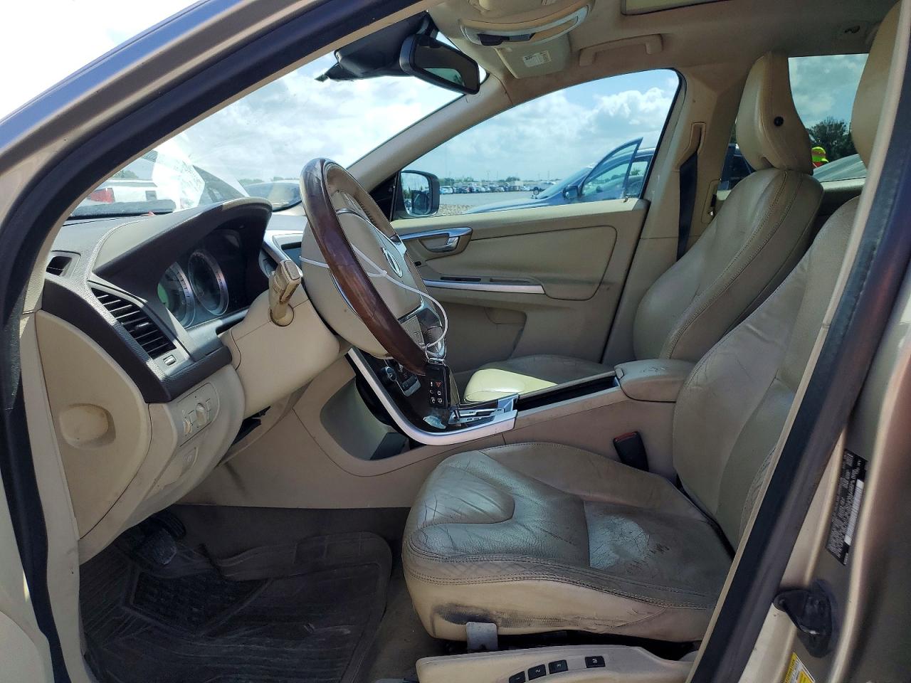 2012 VOLVO XC60