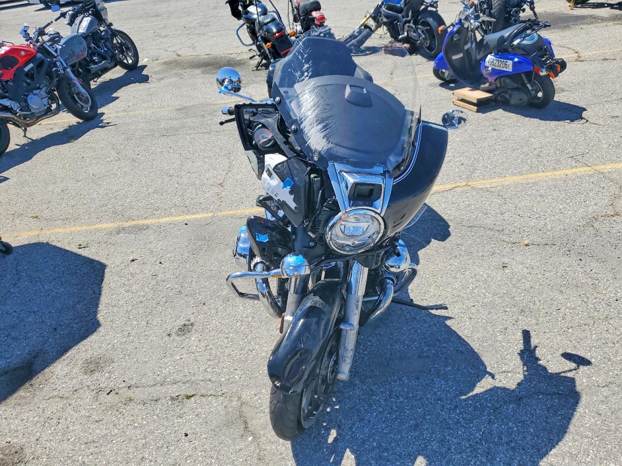 2022 BMW R