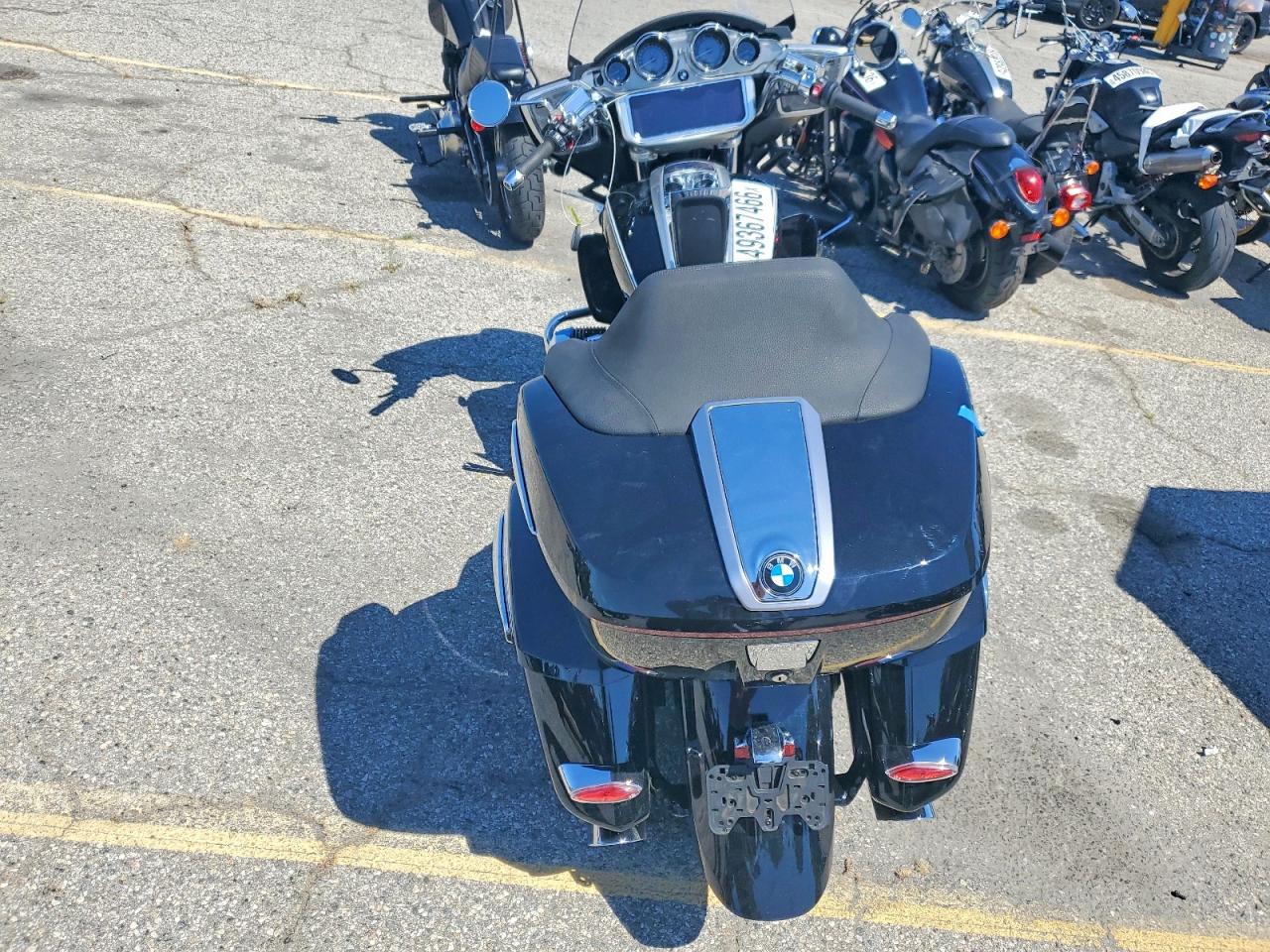2022 BMW R