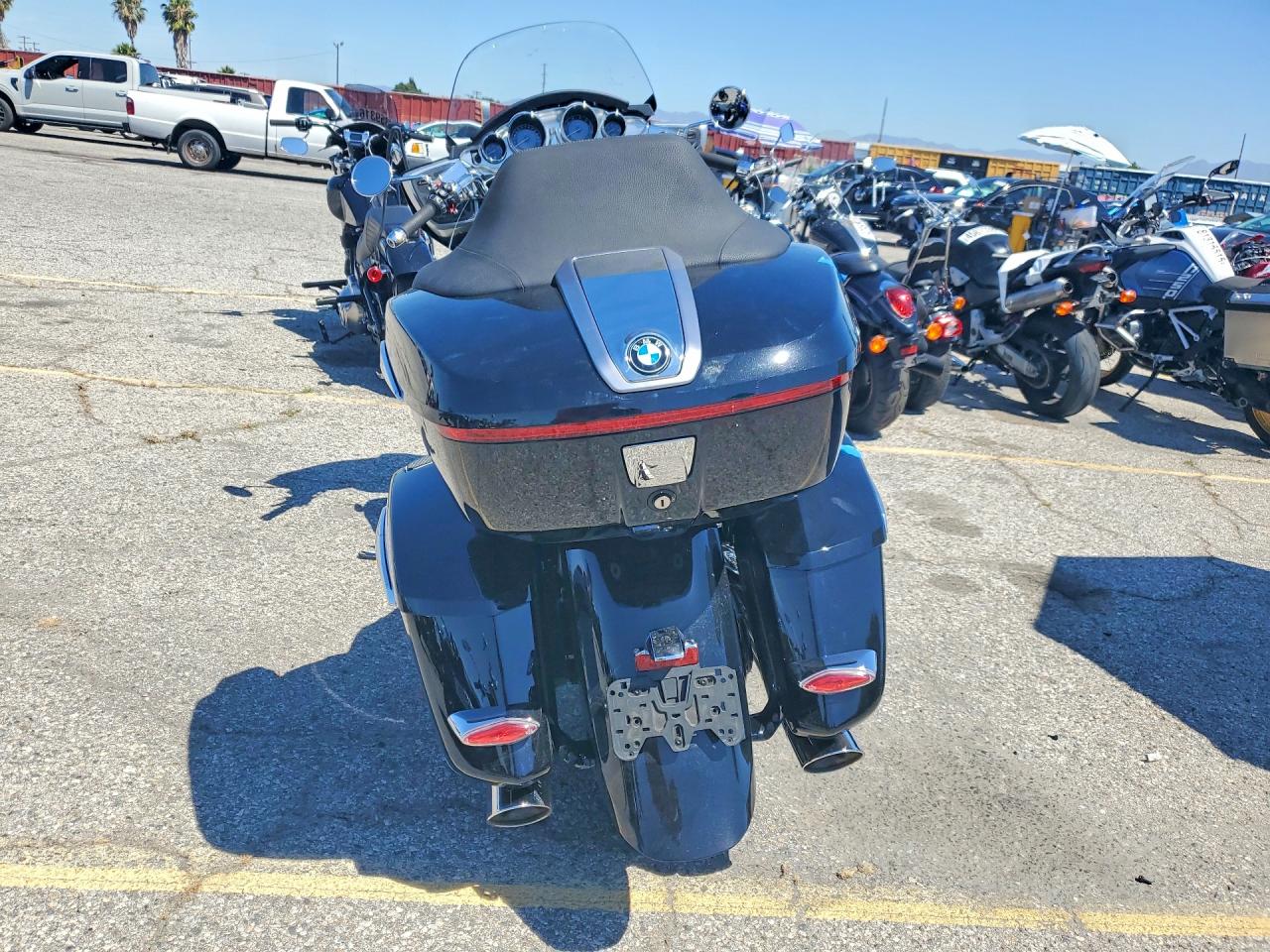 2022 BMW R