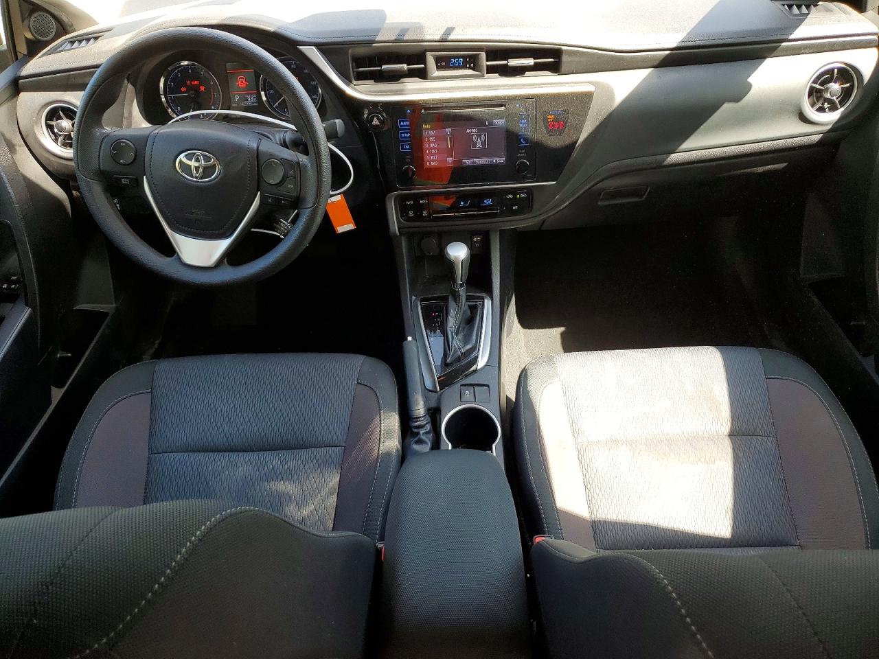 2019 TOYOTA COROLLA