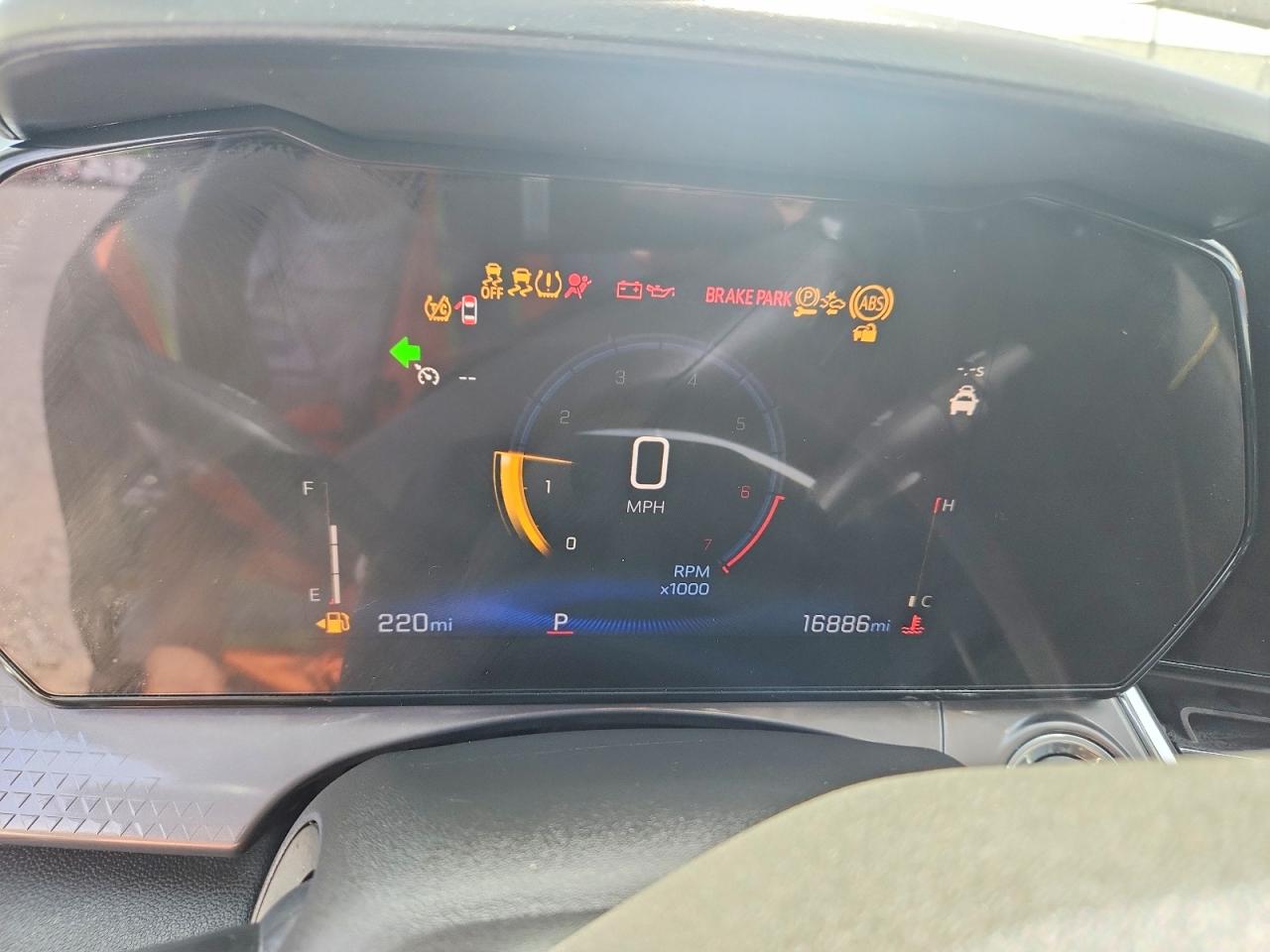 2025 CHEVROLET TRAX